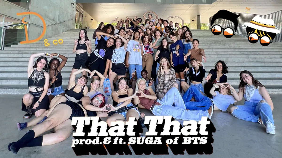 Danseuses iDream pendant une cover K-pop